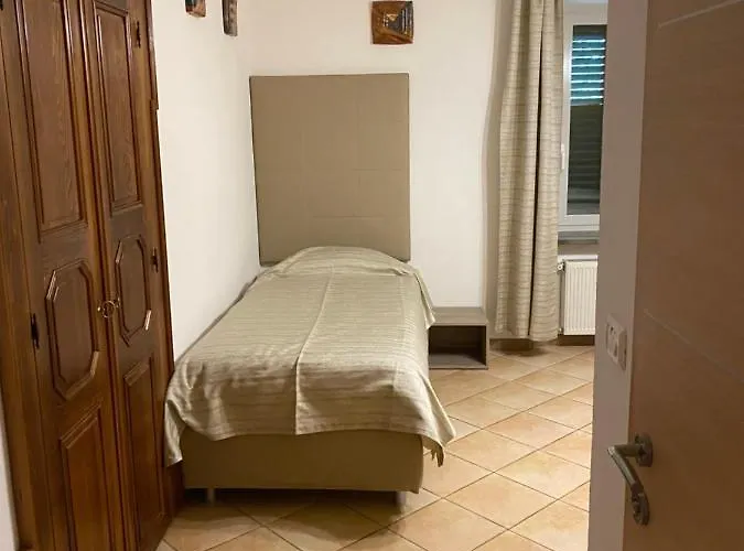 Fedrig Private & Bed & Breakfast 2*